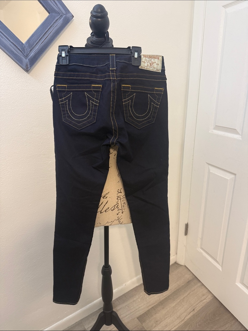 True Religion Women's Dark Indigo Skinny Jeans with Gold Stitching - Picture 2 of 5